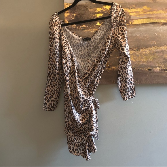 LAST CHANCE!! NWOT Majorelle Melrose Mini Wrap Dress in Leopard - Picture 4 of 8